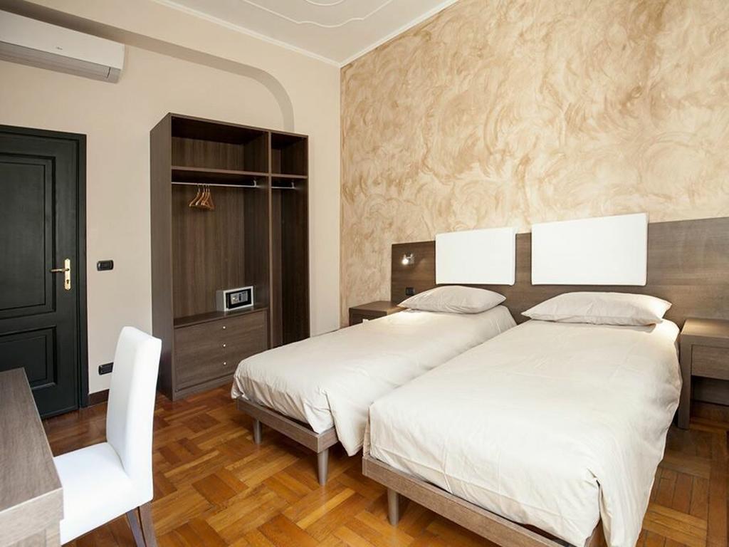 Guesthouse Vittoria Rooms - The Original Since 2015 Генуя Номер фото