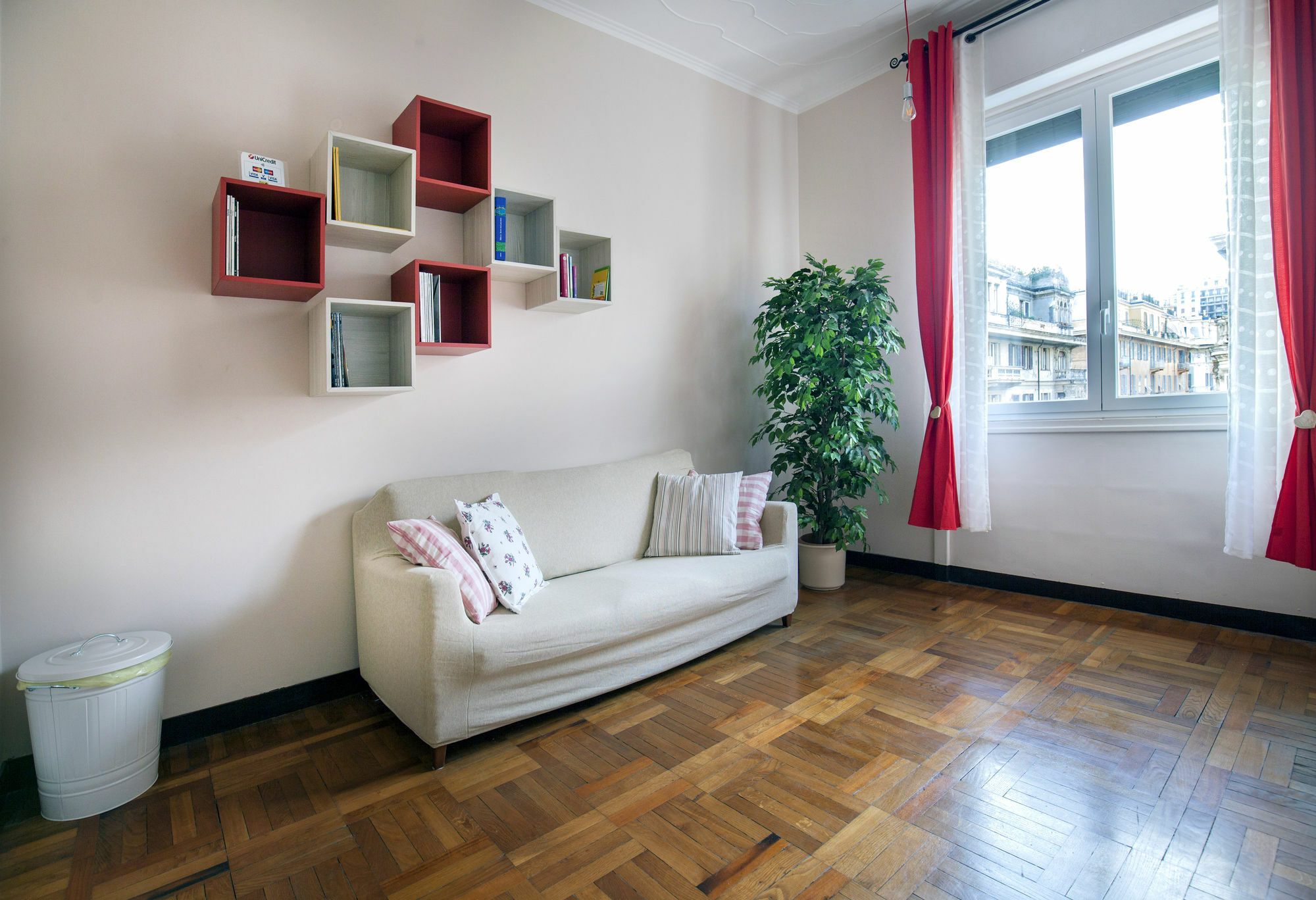 Guesthouse Vittoria Rooms - The Original Since 2015 Генуя Экстерьер фото